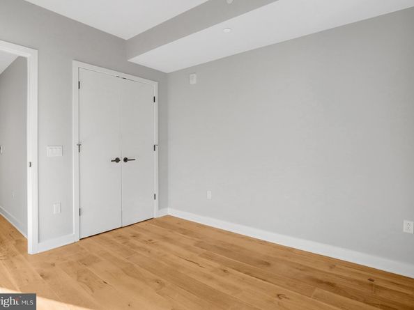 1781 N Pierce Street 1404, Arlington VA 22209