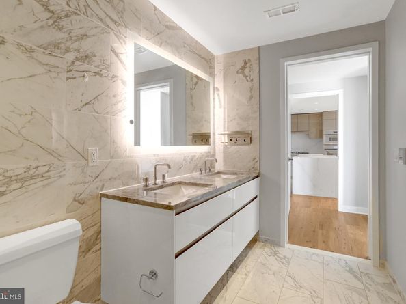 1781 N Pierce Street 1404, Arlington VA 22209