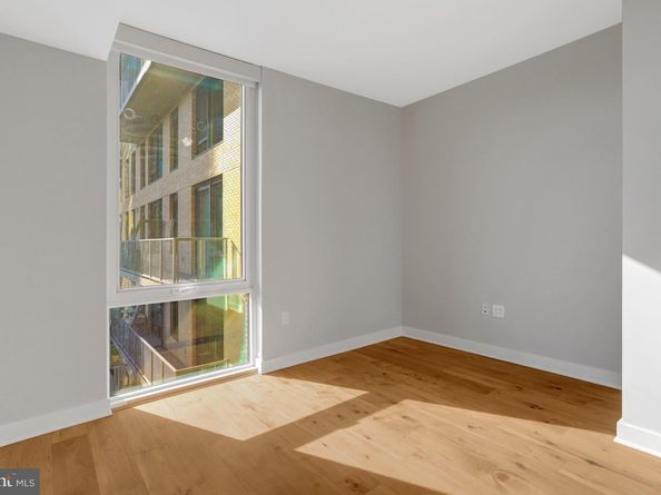 1781 N Pierce Street 1404, Arlington VA 22209