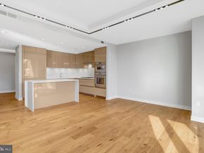 1781 N Pierce Street 1404, Arlington VA 22209