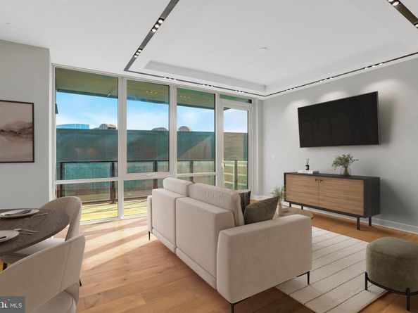 1781 N Pierce Street 1404, Arlington VA 22209