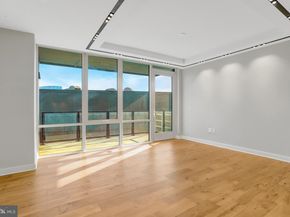 1781 N Pierce Street 1404, Arlington VA 22209