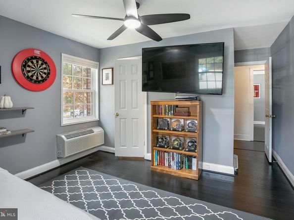 1700 W Abingdon Drive 103, Alexandria VA 22314