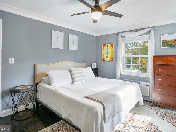 1700 W Abingdon Drive 103, Alexandria VA 22314