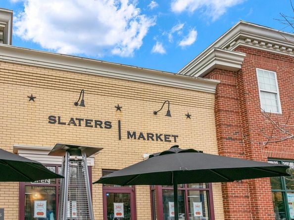 1700 W Abingdon Drive 103, Alexandria VA 22314