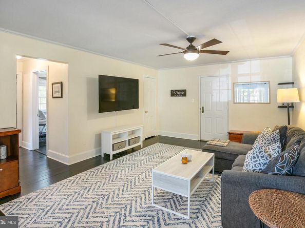 1700 W Abingdon Drive 103, Alexandria VA 22314