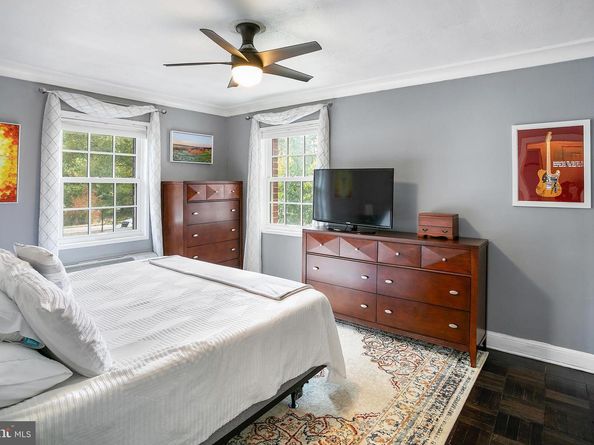 1700 W Abingdon Drive 103, Alexandria VA 22314