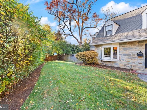 850 N Kensington Street, Arlington VA 22205