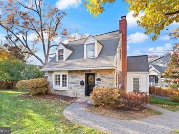 850 N Kensington Street