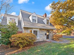 850 N Kensington Street, Arlington VA 22205