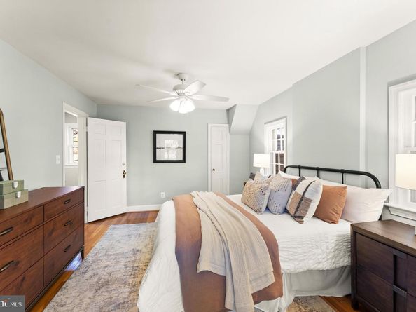 850 N Kensington Street, Arlington VA 22205