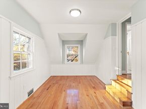 850 N Kensington Street, Arlington VA 22205