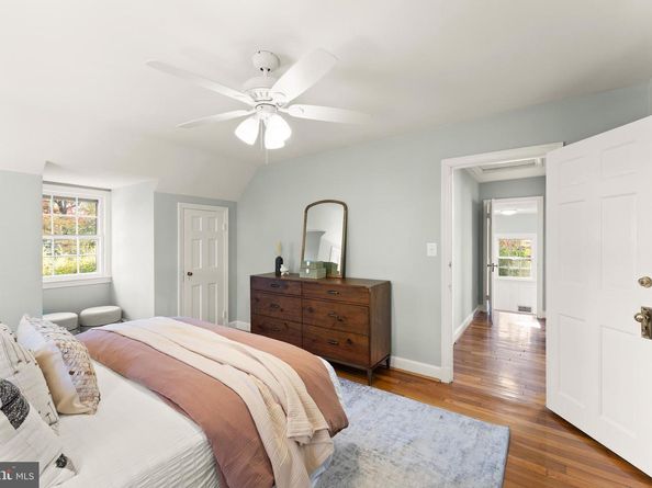 850 N Kensington Street, Arlington VA 22205