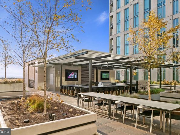 1650 Silver Hill Drive 1206, Mclean VA 22102