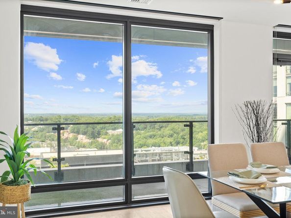 1650 Silver Hill Drive 1206, Mclean VA 22102