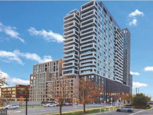1650 Silver Hill Drive 1206, Mclean VA 22102