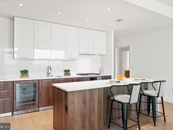 1650 Silver Hill Drive 1206, Mclean VA 22102