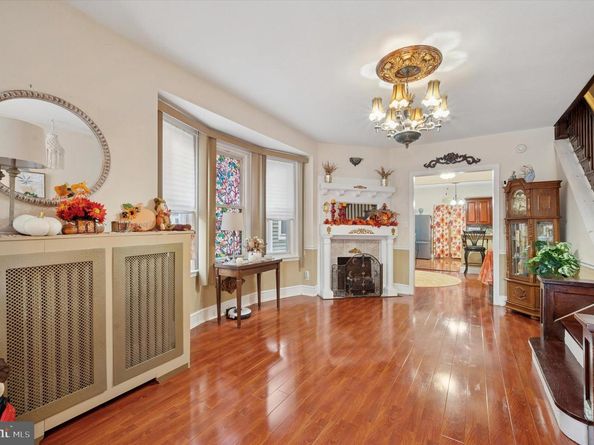 113 W Abbottsford Avenue, Philadelphia PA 19144