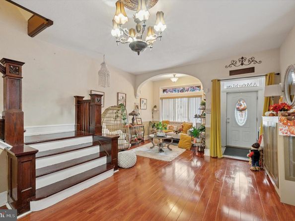 113 W Abbottsford Avenue, Philadelphia PA 19144
