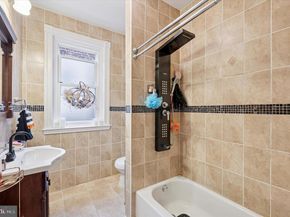 113 W Abbottsford Avenue, Philadelphia PA 19144
