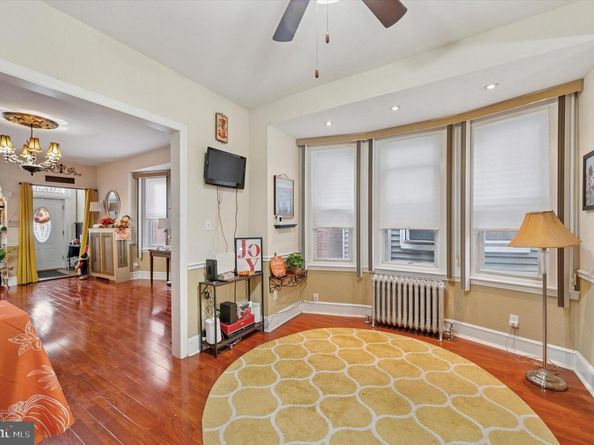 113 W Abbottsford Avenue, Philadelphia PA 19144