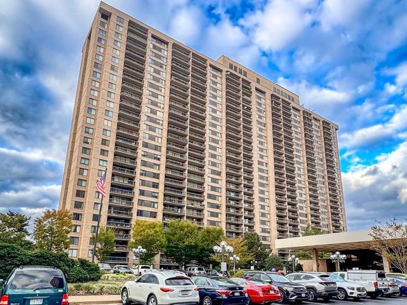 3701 S George Mason Drive 1812N, Falls Church VA 22041