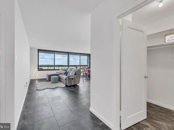 3701 S George Mason Drive 1812N, Falls Church VA 22041