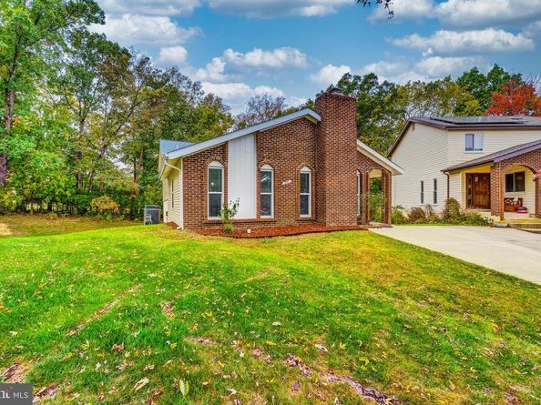 316 Hanford Court, Sterling VA 20164
