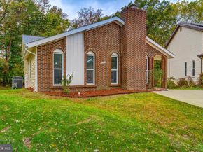 316 Hanford Court, Sterling VA 20164