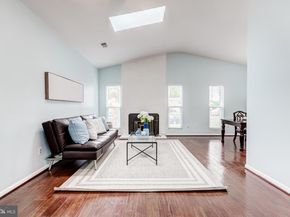 316 Hanford Court, Sterling VA 20164