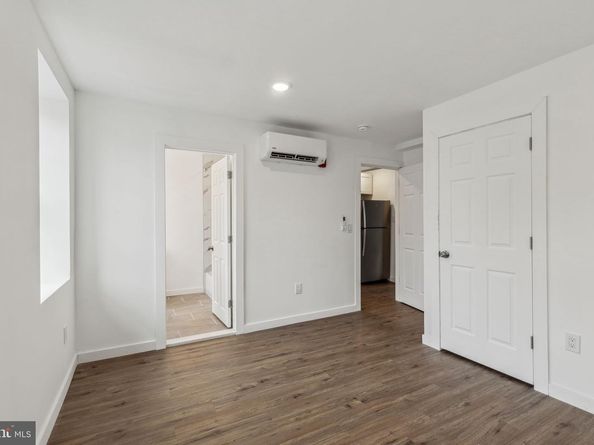 7039 Ridge Avenue, Philadelphia PA 19128