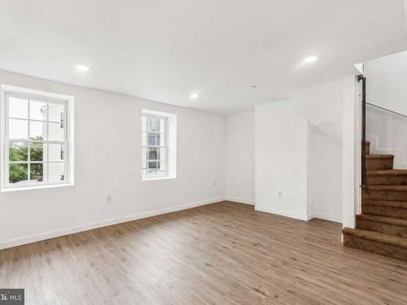 7039 Ridge Avenue, Philadelphia PA 19128