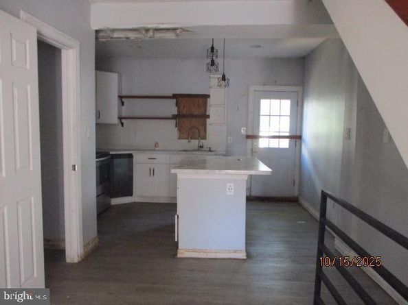 2319 Greenwich Street, Philadelphia PA 19146