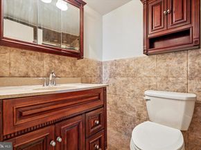 3900 Ford Road 15C, Philadelphia PA 19131