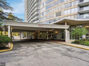 3900 Ford Road 15C, Philadelphia PA 19131