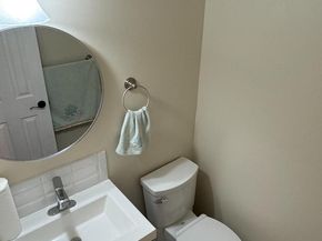 633 18TH Street NE, Washington DC 20002