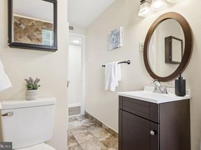 806 S Arlington Mill Drive 104, Arlington VA 22204