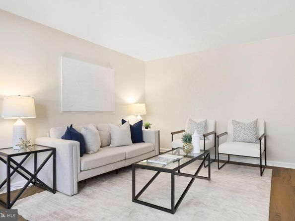 806 S Arlington Mill Drive 104, Arlington VA 22204