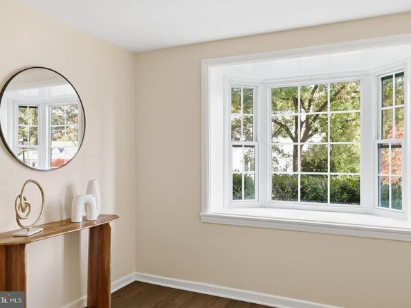 806 S Arlington Mill Drive 104, Arlington VA 22204