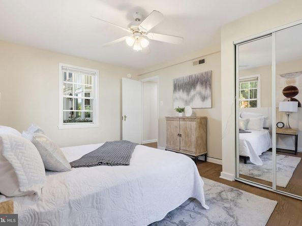 806 S Arlington Mill Drive 104, Arlington VA 22204