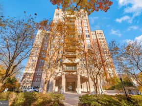 11776 Stratford House Place 907, Reston VA 20190