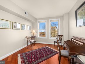 11776 Stratford House Place 907, Reston VA 20190