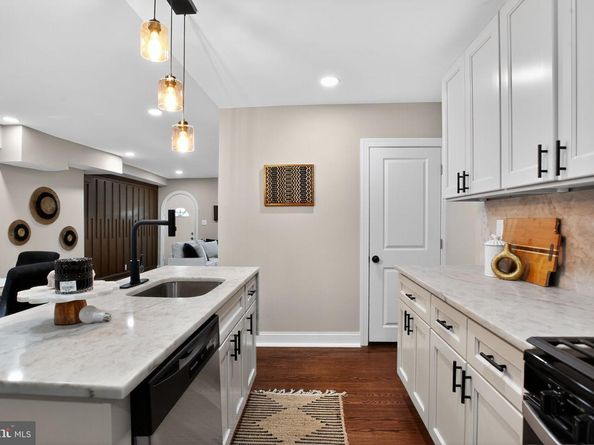 116 W Sedgwick Street, Philadelphia PA 19119