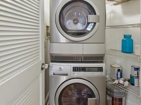 1528 Pine Street 1F, Philadelphia PA 19102