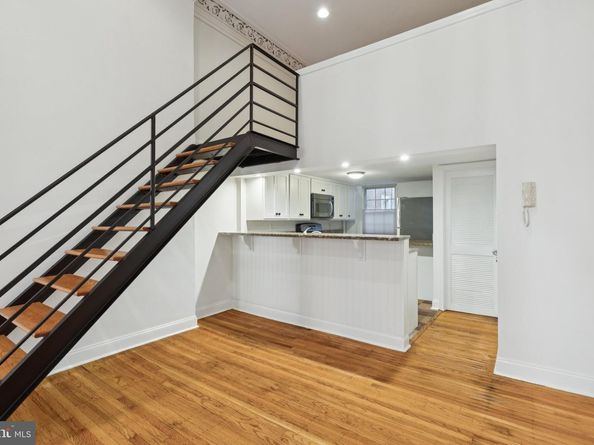 1528 Pine Street 1F, Philadelphia PA 19102