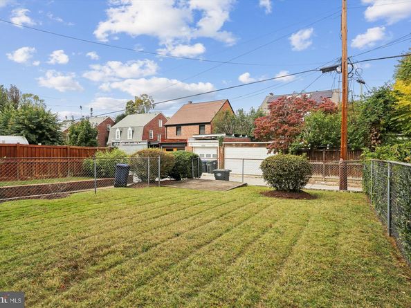 1351 Somerset Place NW, Washington DC 20011