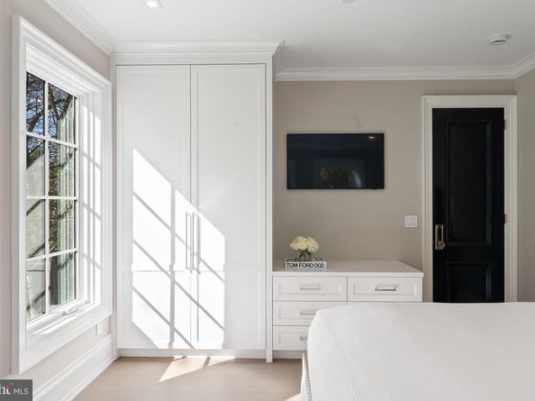 4939 Quebec Street NW, Washington DC 20016