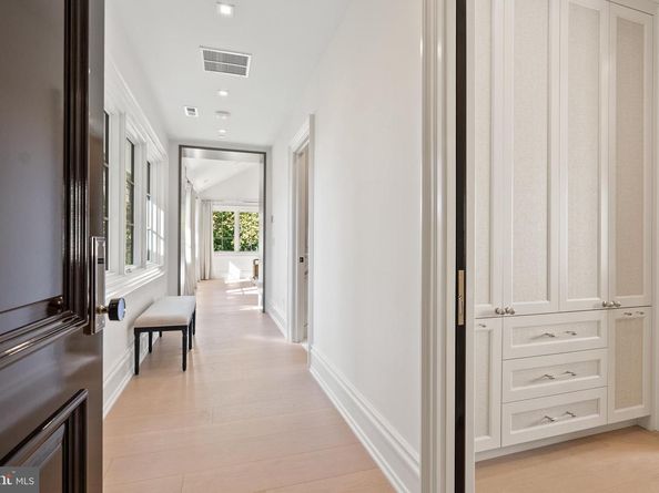 4939 Quebec Street NW, Washington DC 20016