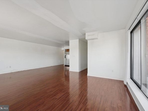 200 Lombard Street 607, Philadelphia PA 19147