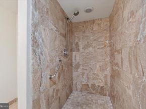 200 Lombard Street 607, Philadelphia PA 19147